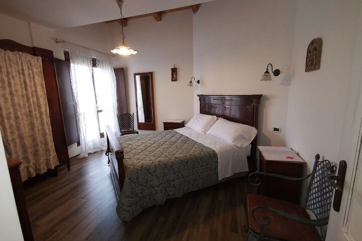 Room 8 of 31