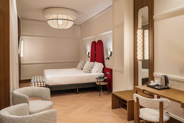 Room 14 of 71