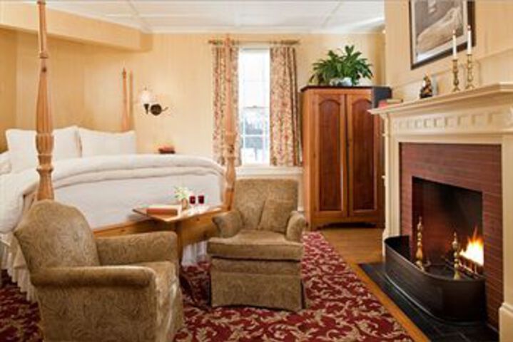 Room 33 of 35