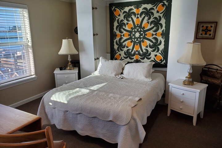Room 17 of 71
