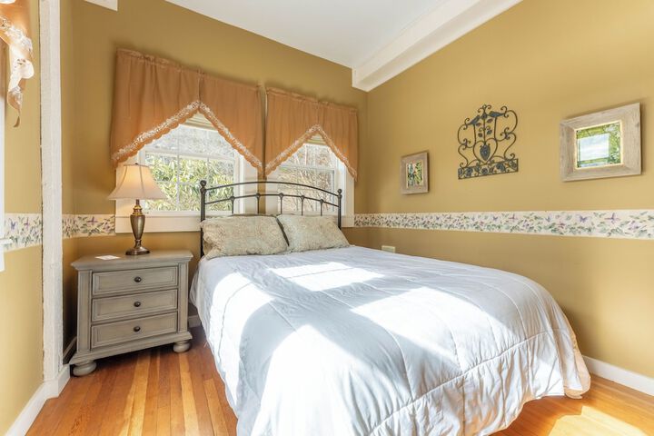Room 41 of 268
