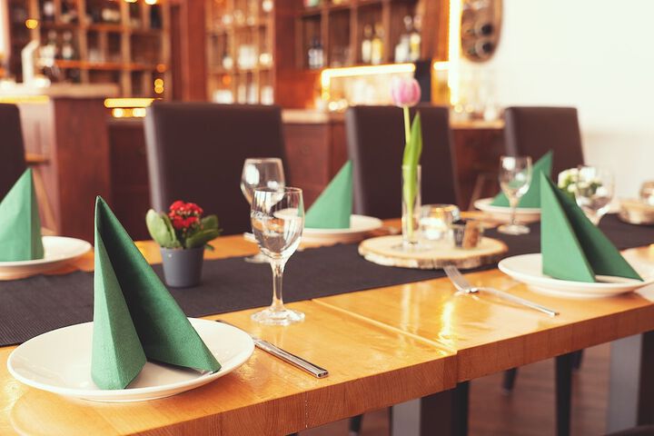 Dining 70 of 81