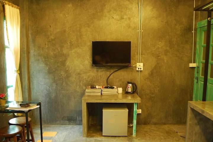 Room 10 of 22