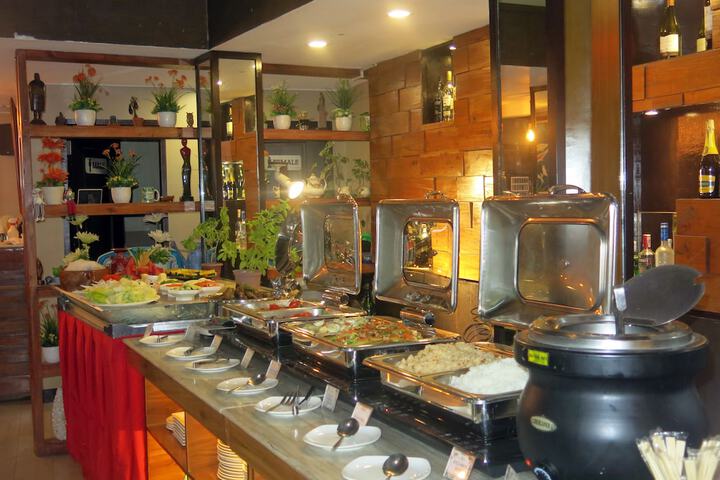 Breakfast buffet