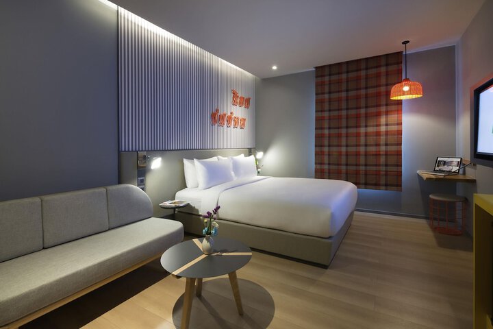 Room 8 of 54