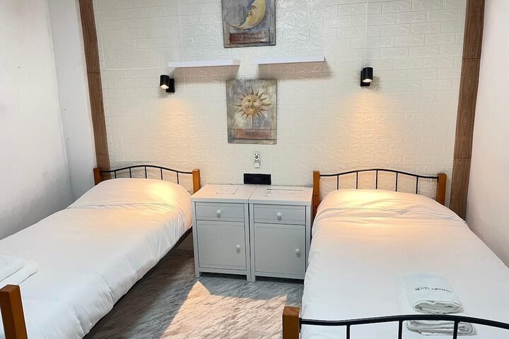 Room 62 of 121
