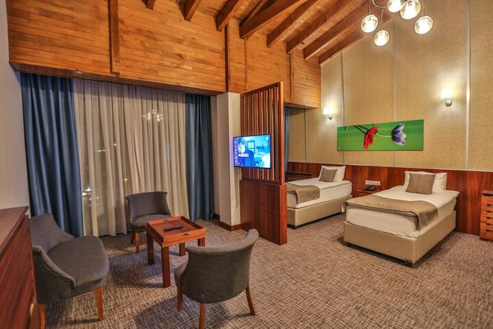 Room 21 of 40