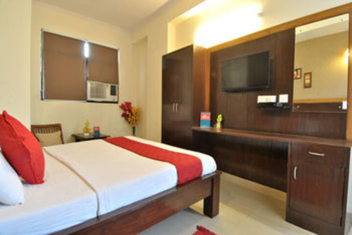 Room 21 of 27