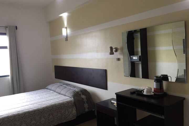Room 10 of 41