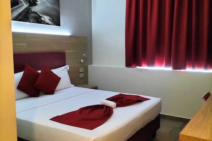 Room 14 of 71