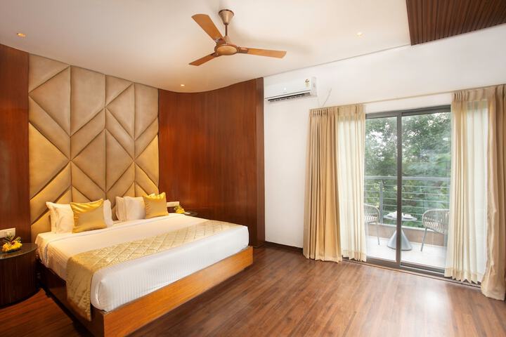 Room 14 of 84