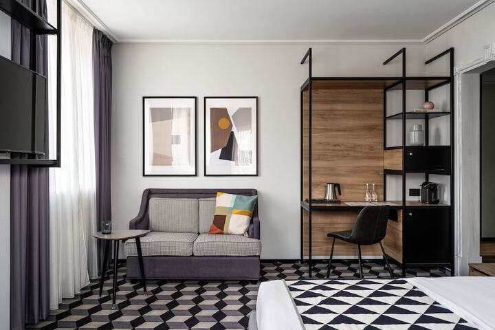 Room 26 of 67