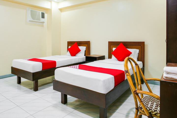 Room 20 of 29