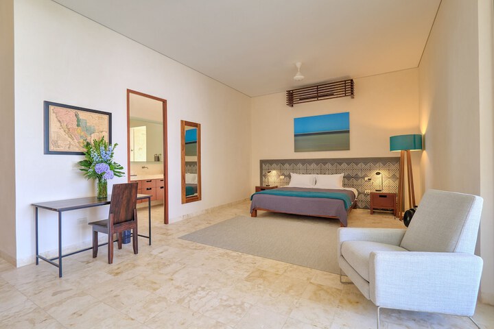 Room 7 of 26