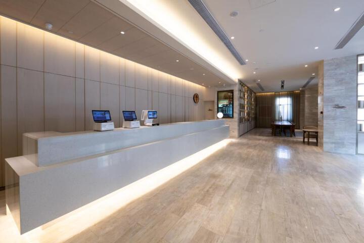 General 8 of 44
