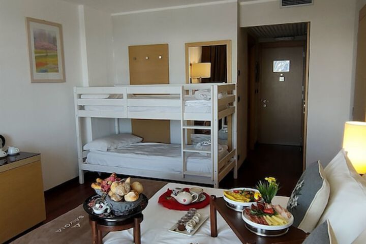 Room 21 of 72
