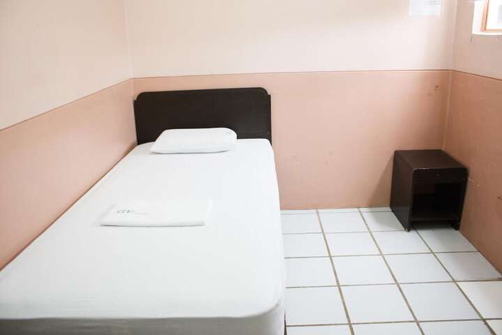 Room 18 of 33