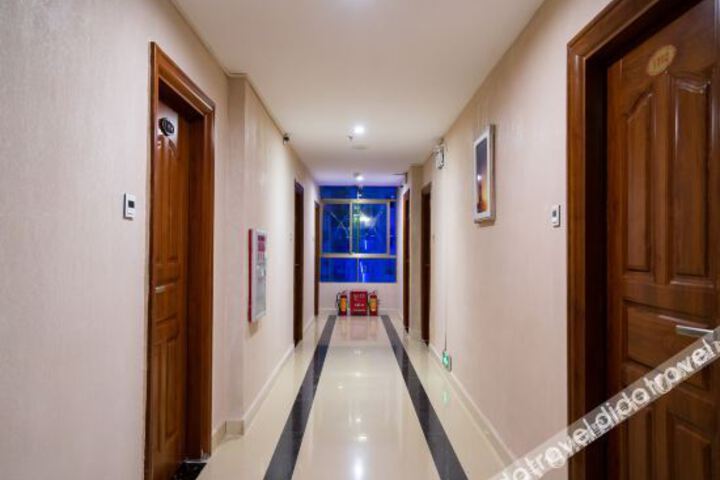 Hotel Interior 8 of 11