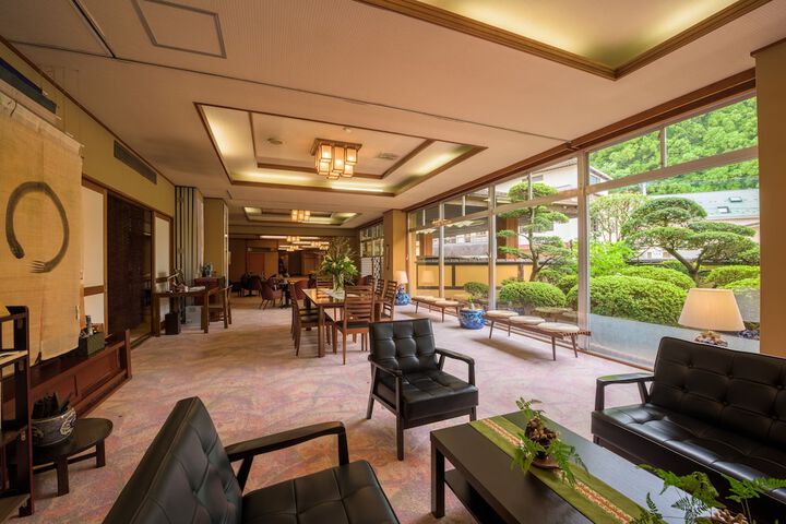 Hotel Lobby