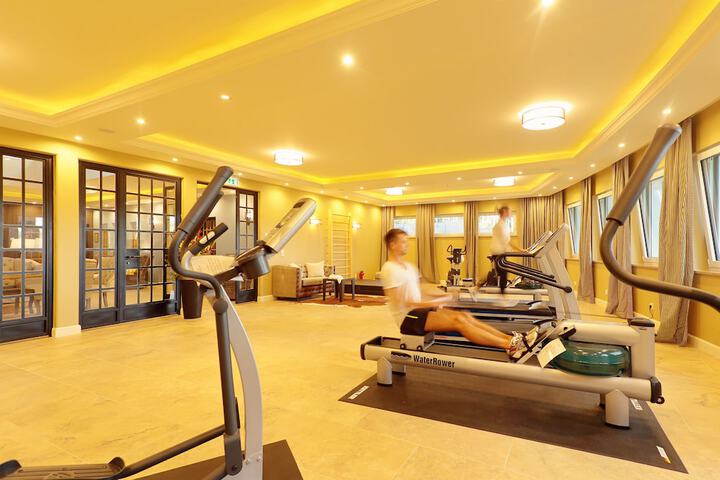 Hotel Gym
