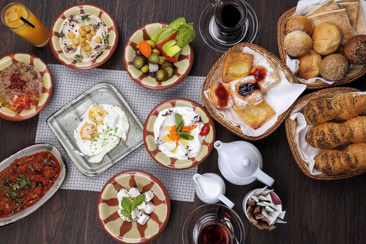 Breakfast/Coffee Service 25 of 33