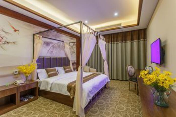 Room 27 of 67