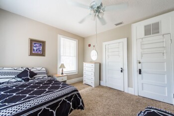 Room 48 of 59