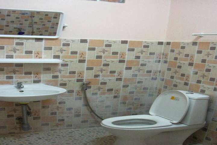 Room 17 of 26