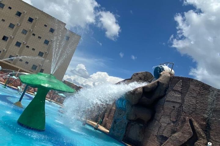Pool 9 of 16