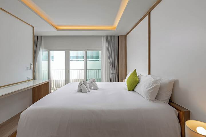 Room 37 of 174