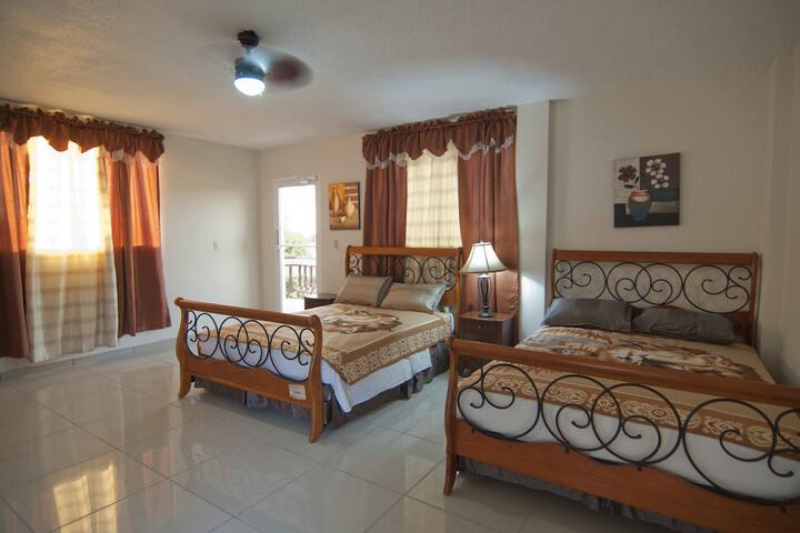 Room 3 of 26