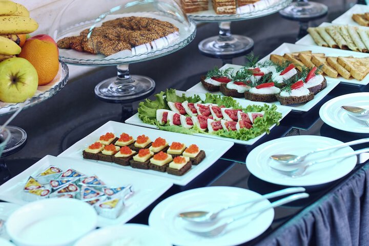 Dining 78 of 87