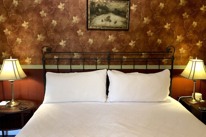 Room 9 of 56