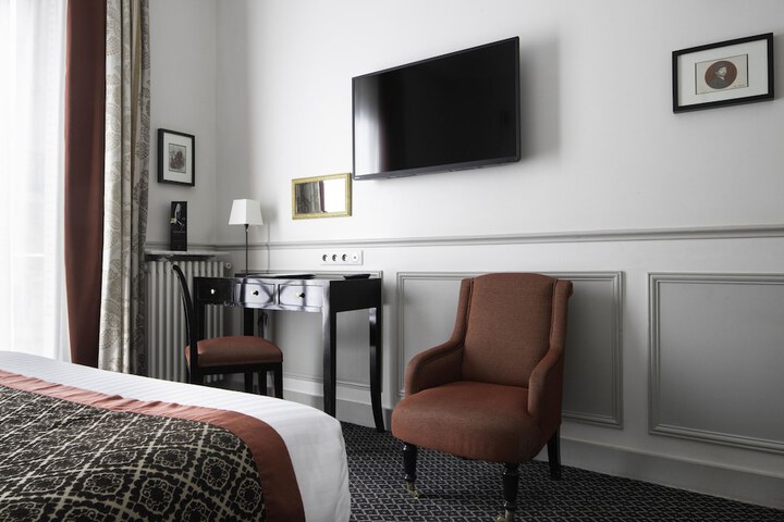 Room 21 of 74
