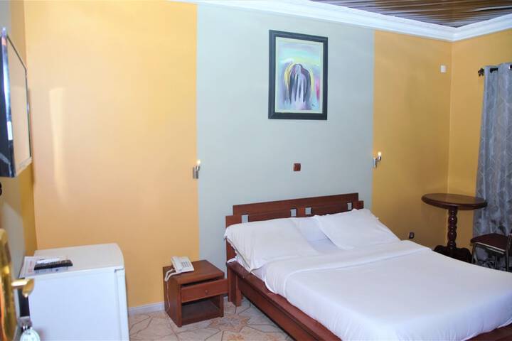 Room 12 of 52