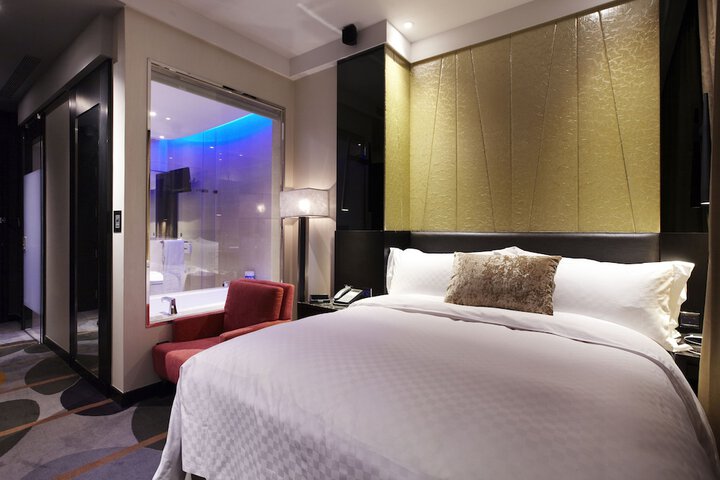 Room 5 of 58