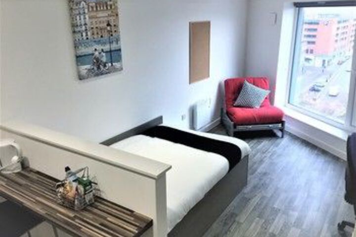 Room 14 of 34