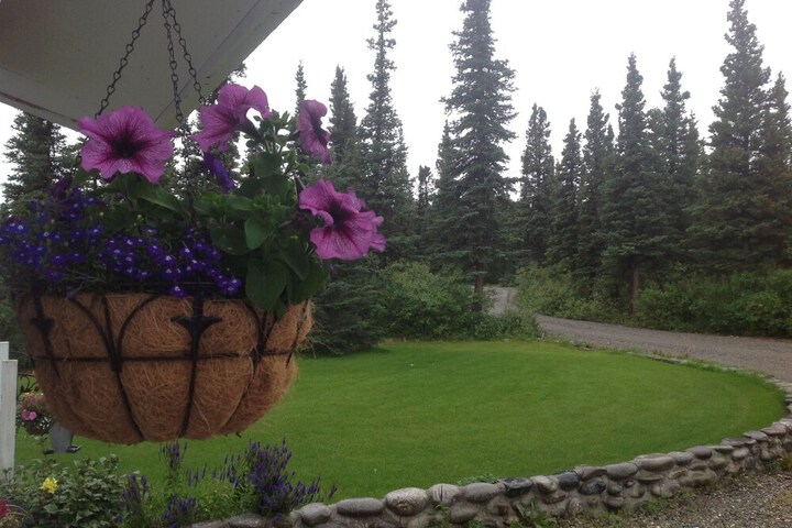Property Grounds 30 of 51