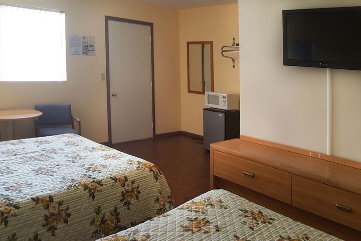 Room 9 of 22