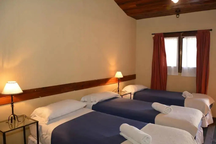 Room 6 of 24
