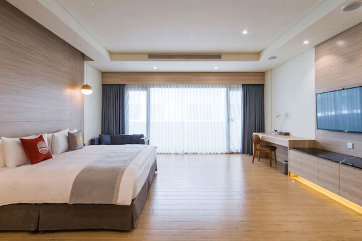 Room 15 of 129