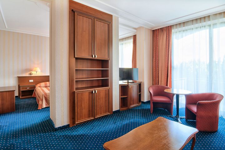 Room 5 of 26