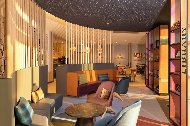 Lobby lounge