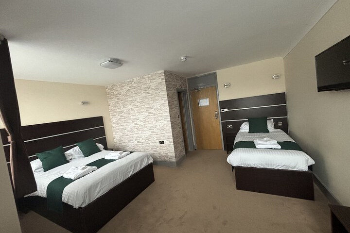 Room 15 of 86