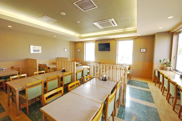 Dining Photos