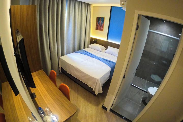 Room 6 of 57
