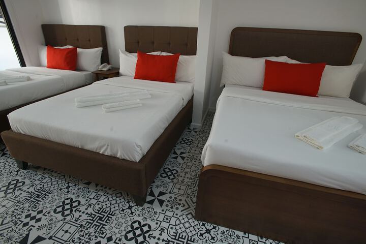 Room 6 of 51