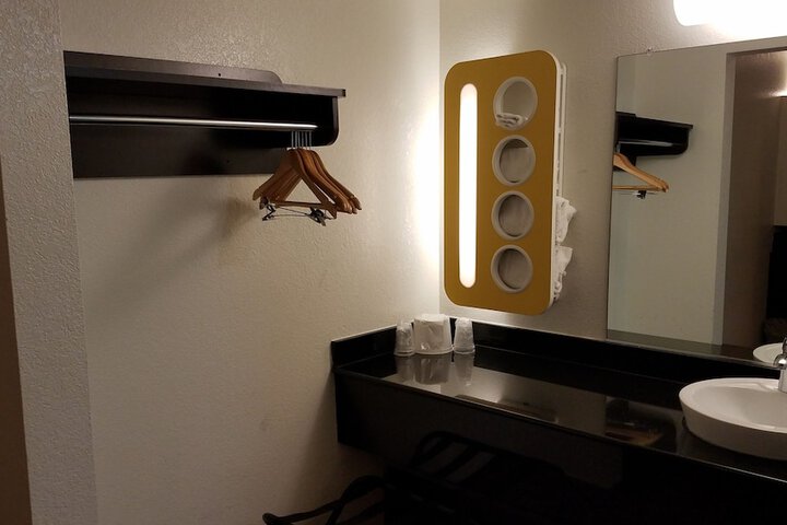 Room 36 of 49