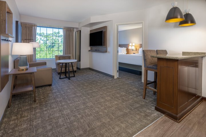 Room 9 of 46