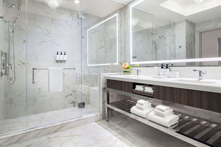 Bathroom shower